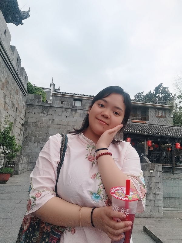 敏兮小沫的第三张照片--湘西王婆说媒